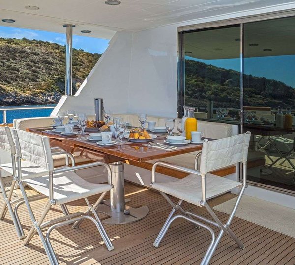 Exterior Dining Area