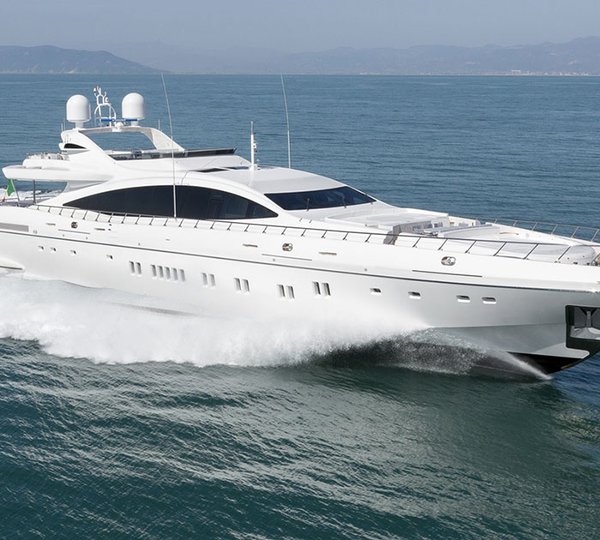 Fast And Sporty Superyacht Of 50m Running Shot