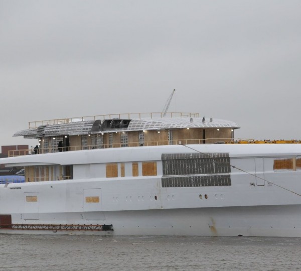 Super yacht Feadship 710