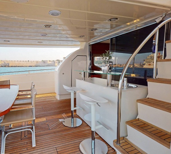 Main deck aft