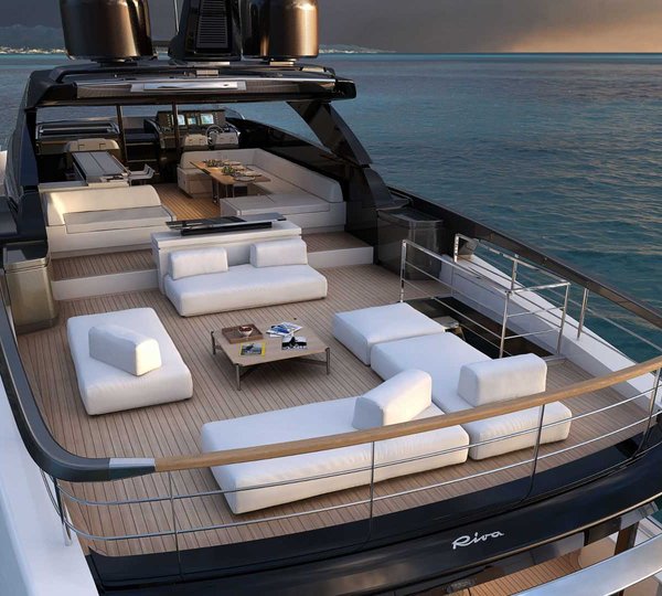 Flybdridge Seating Area