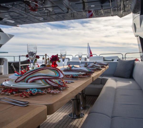 Flybridge Dining Table