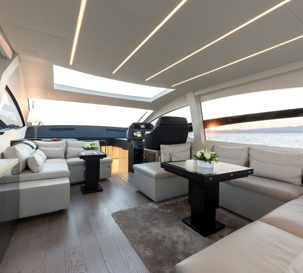 Flybridge Seating Area