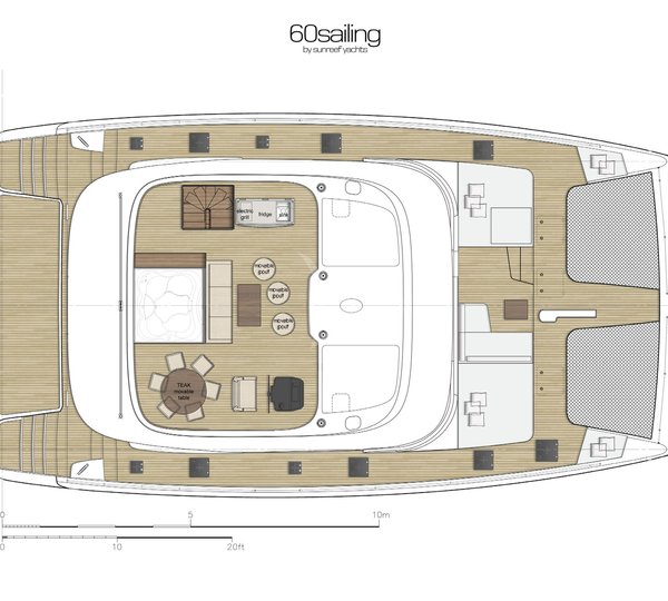 Flybridge With Jacuzzi