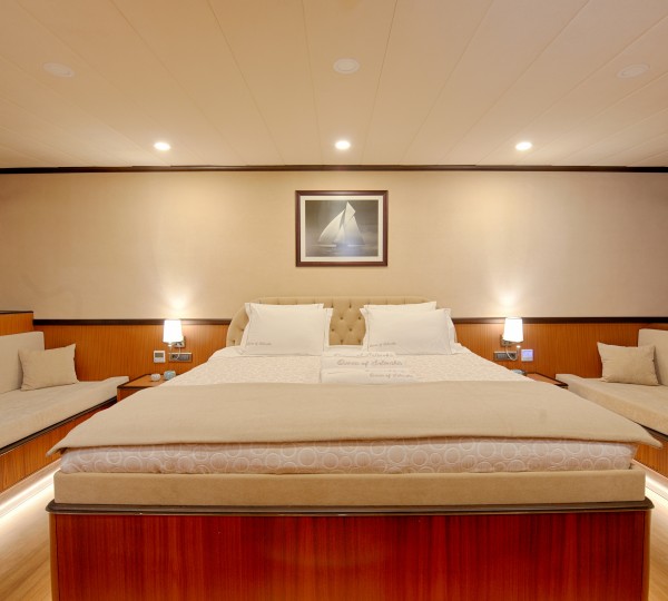 Fore Master Suite With Classic Elegant Interior