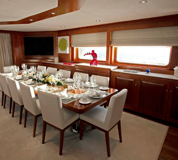 Formal Dining Set Up