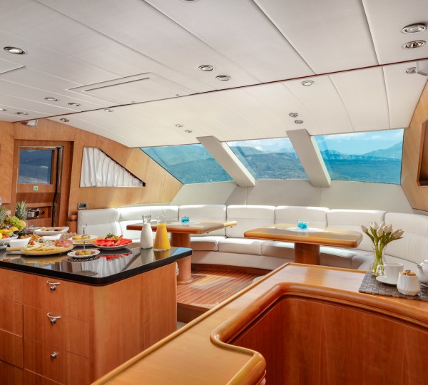 Forward Interior Seating Area