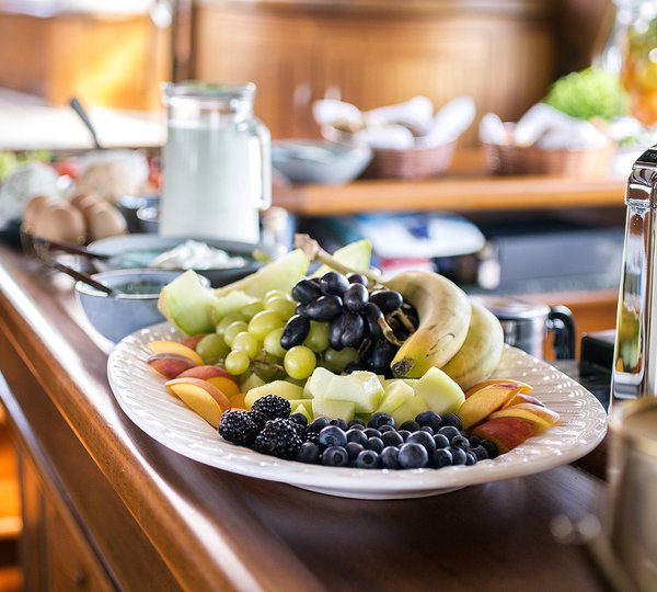 Fresh Cuisine On Charter