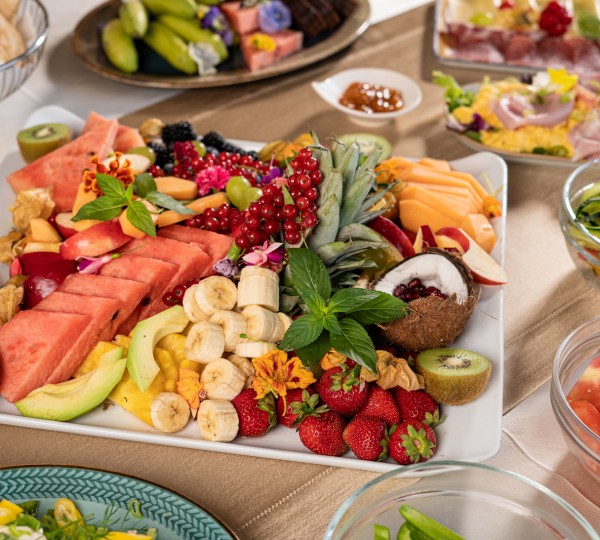 Fruite Platter For Breakfast