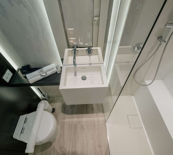 Gouble Guest Cabin Ensuite