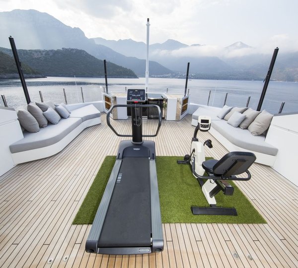 Gym Gear Sundeck
