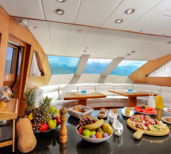 Interior Seating Forward