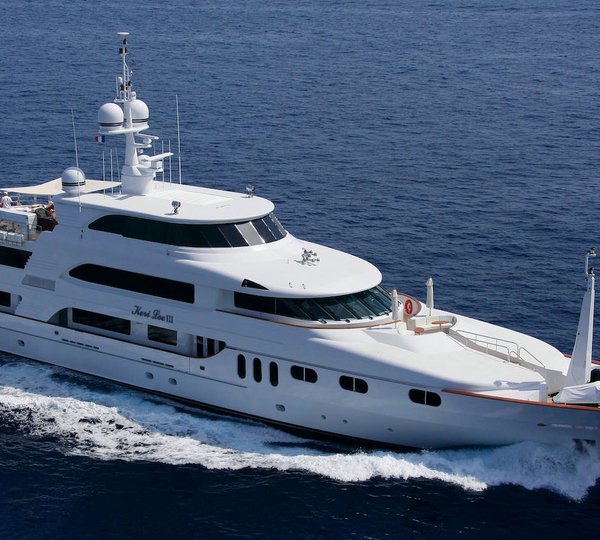 Keri Lee III Charter Yacht - Main