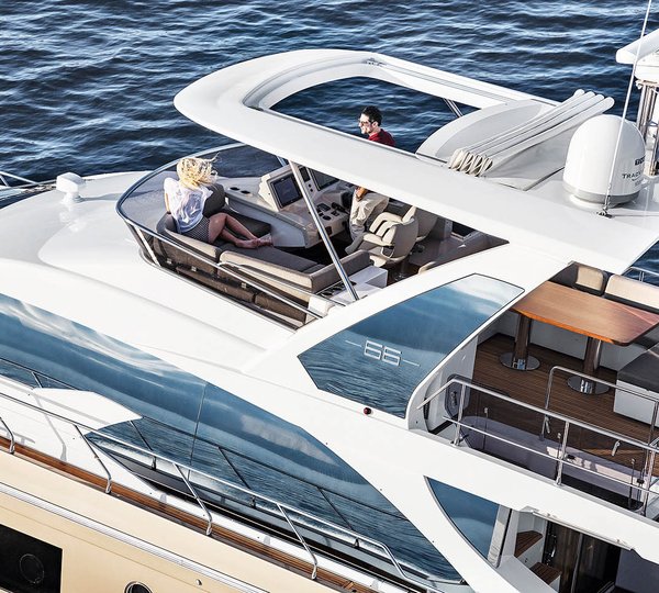 Lifestyle Flybridge