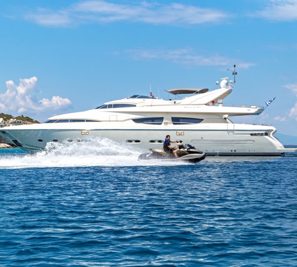 Luxury Charter Yacht DIVINE