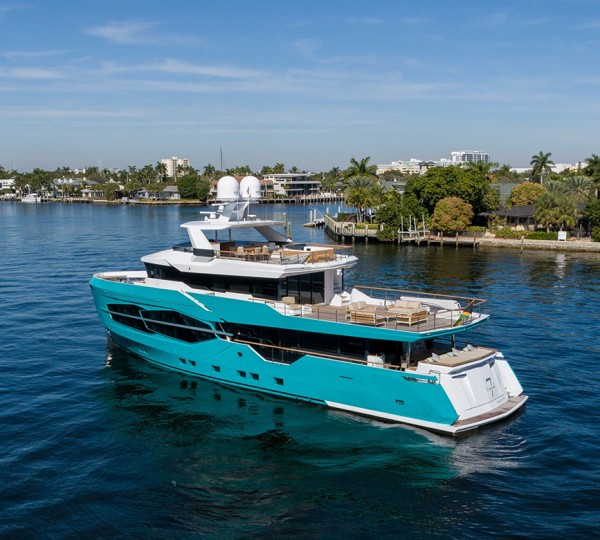 Luxury Yacht ZARANIA