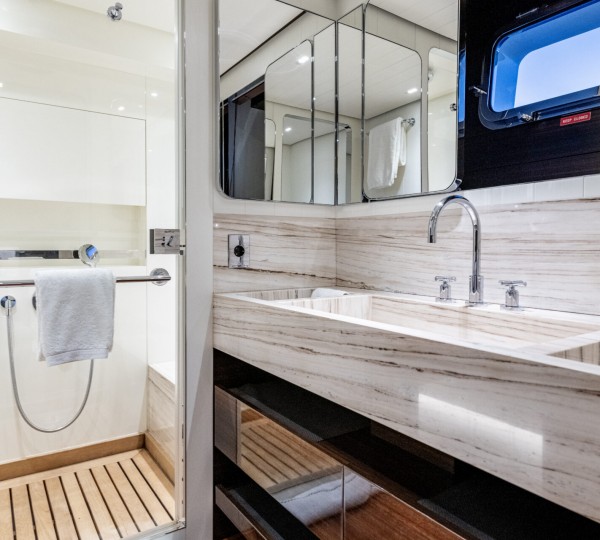 Luxury Double Cabin - Ensuite