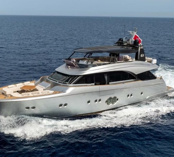 Luxury Motor Yacht VENUS