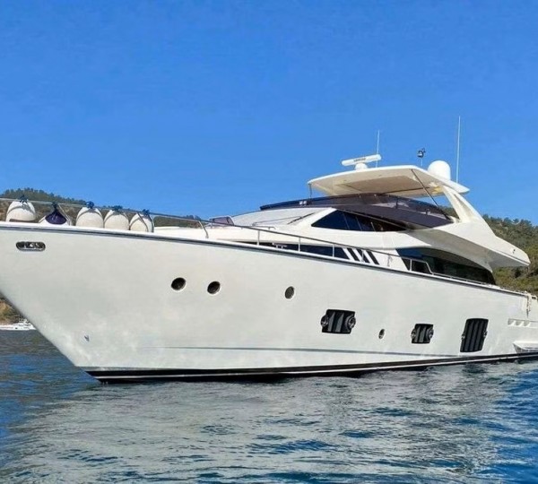 Luxury Superyacht Reine Des Coeurs