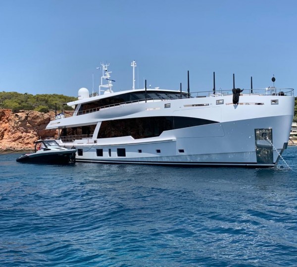 Luxury Yacht Fifty-Five