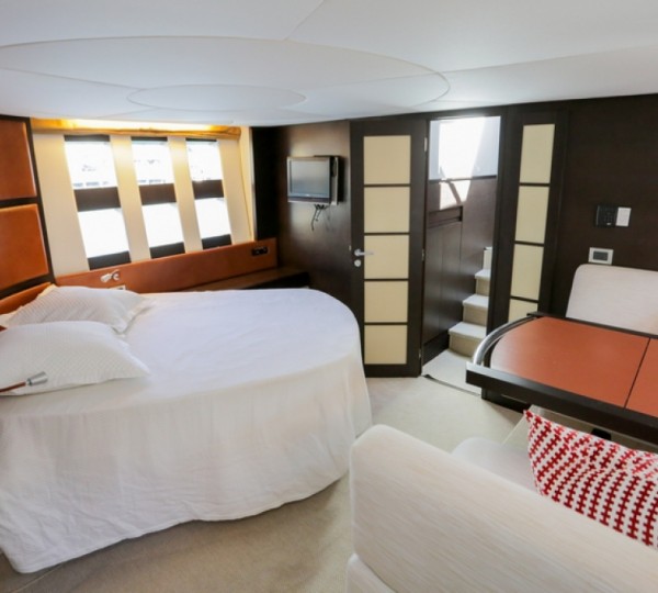 Main Cabin With A Seating Area