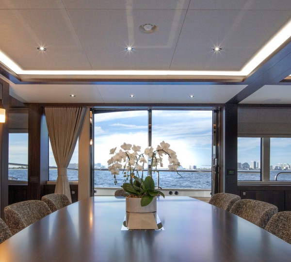 Main Saloon - Dining Table