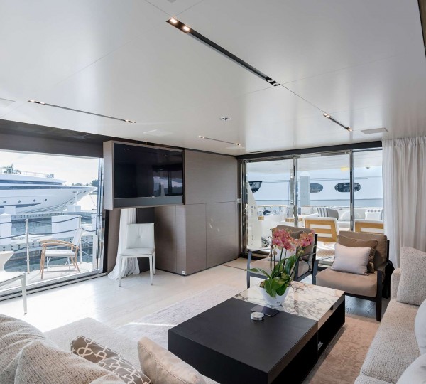 Main Saloon With Balcony