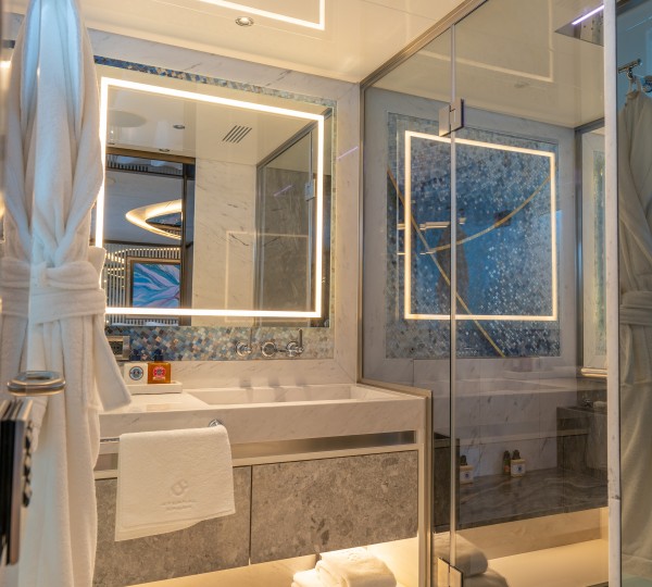 Master Bahtroom Vertical-2