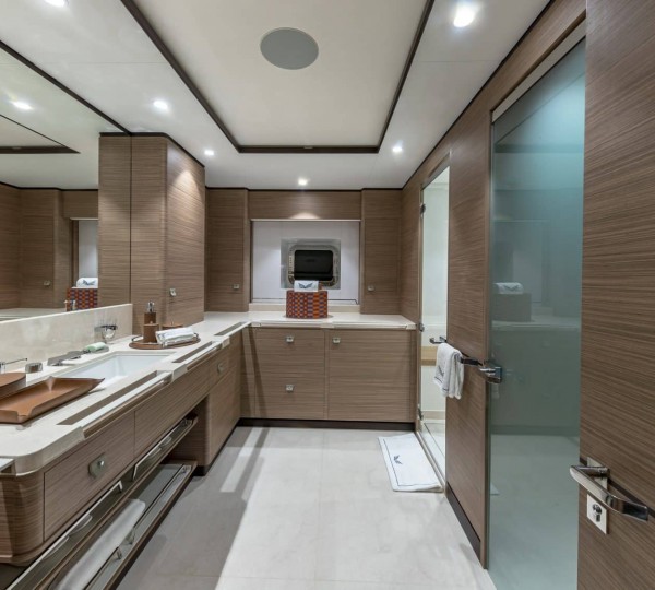 Master Bathroom - Photo © Yachting Image
