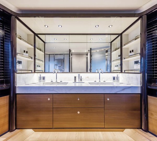 Master Bathroom - Sistership