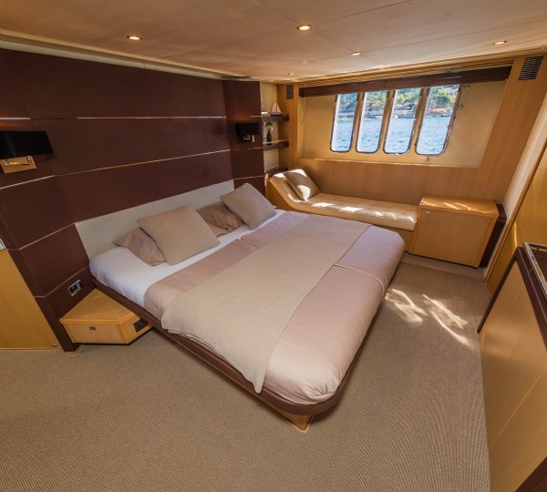Master Guest  Cabin