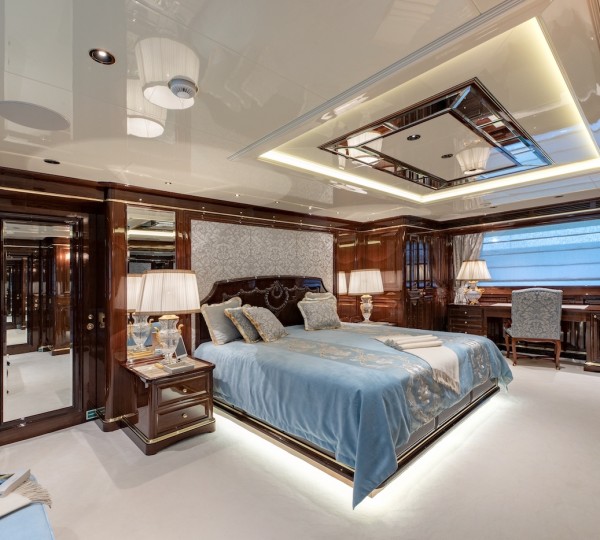 Master Suite - Main Deck
