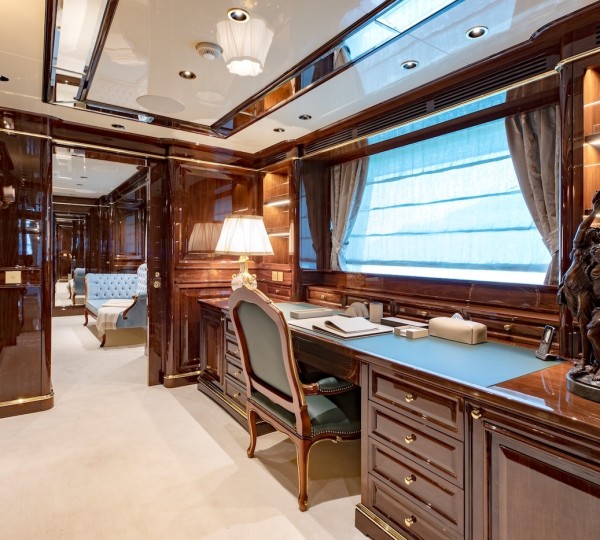 Master Suite - Study