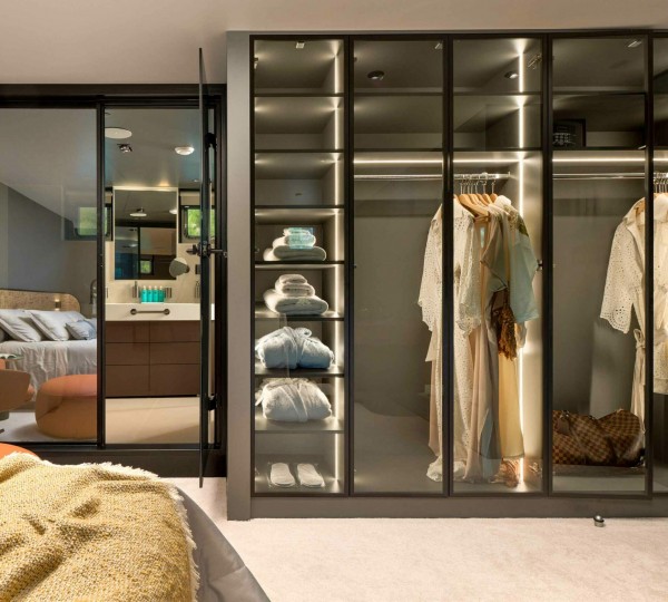 Master Suite Wardrobe