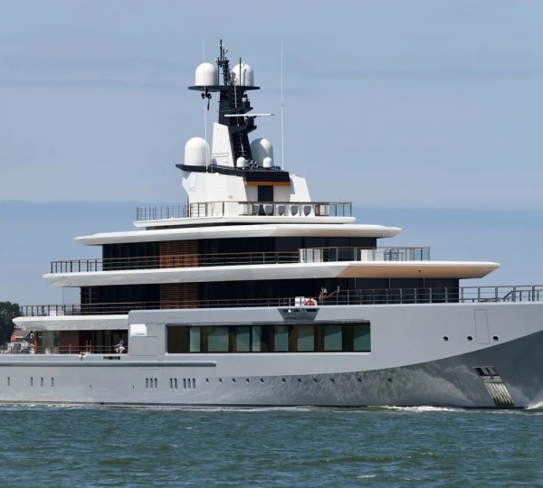 Megayacht SEVEN SEAS