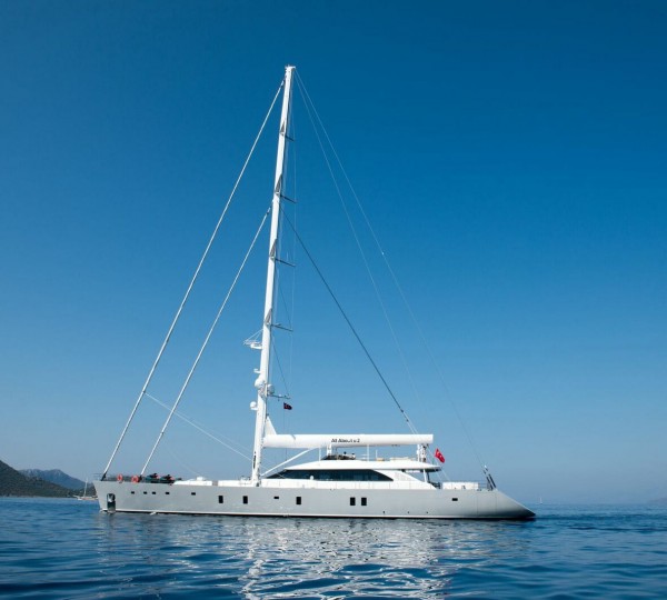 Motor Sailer ALL ABOUT U 2