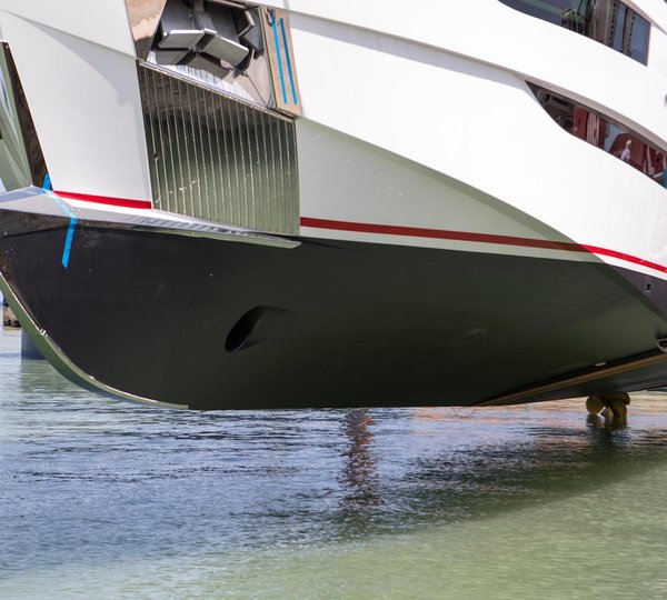 Motor Yacht CADET V By Dominator Yachts