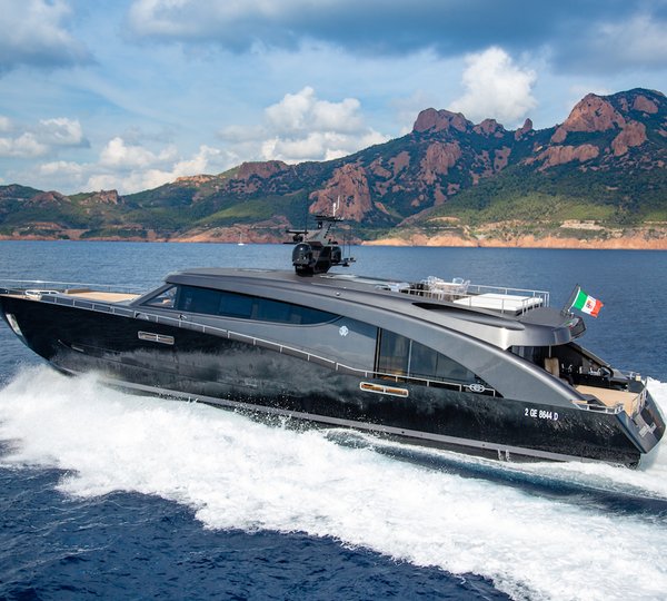 Motor Yacht FREEDOM