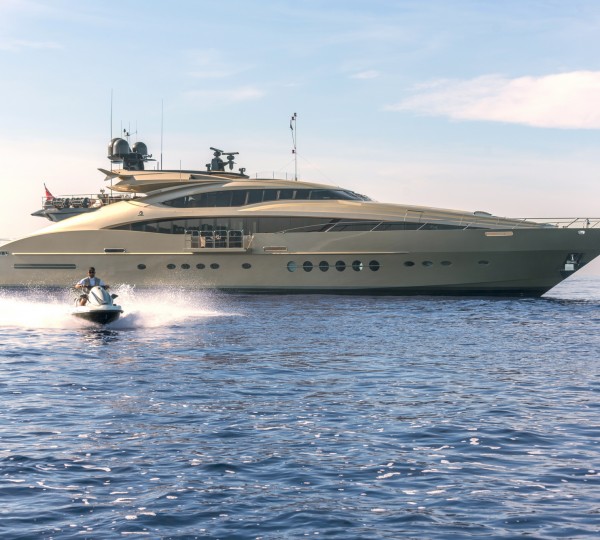 Motor Yacht HOKULANI