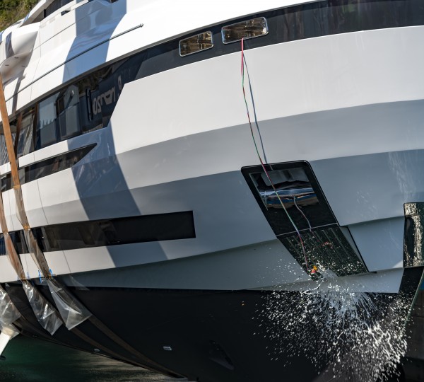 motor yacht L.A.U.L. at launch