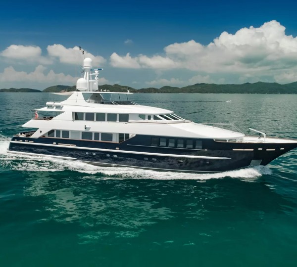 Motor Yacht LADY AZUL
