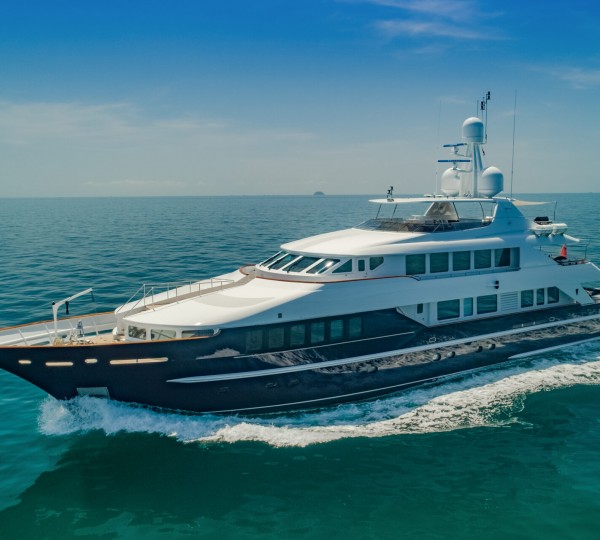 Motor Yacht LADY AZUL