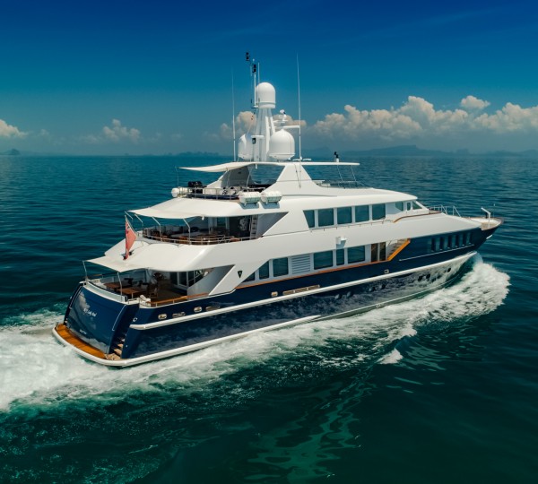 Motor Yacht LADY AZUL