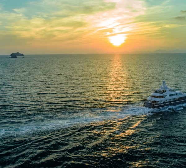 Motor Yacht LADY AZUL