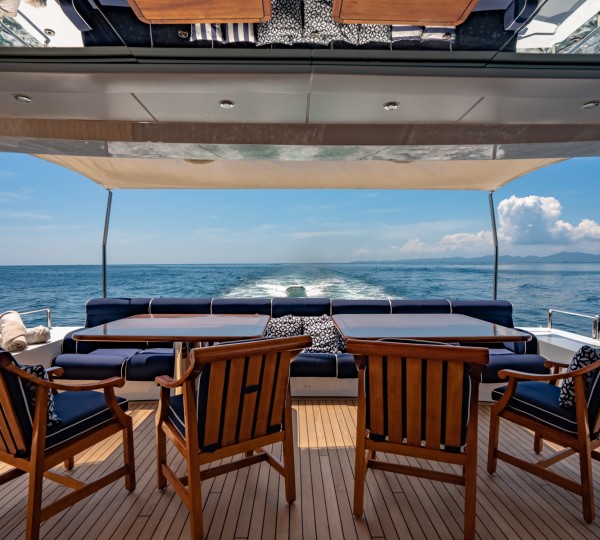Motor Yacht LADY AZUL