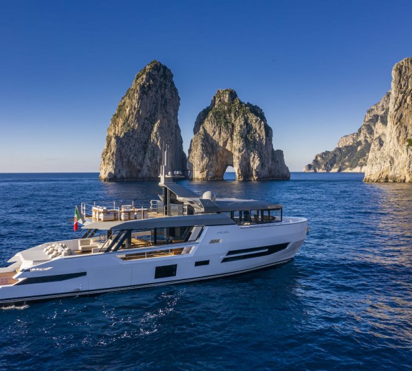 Motor Yacht MABELLE