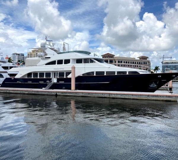 Motor Yacht POUR ANOTHER