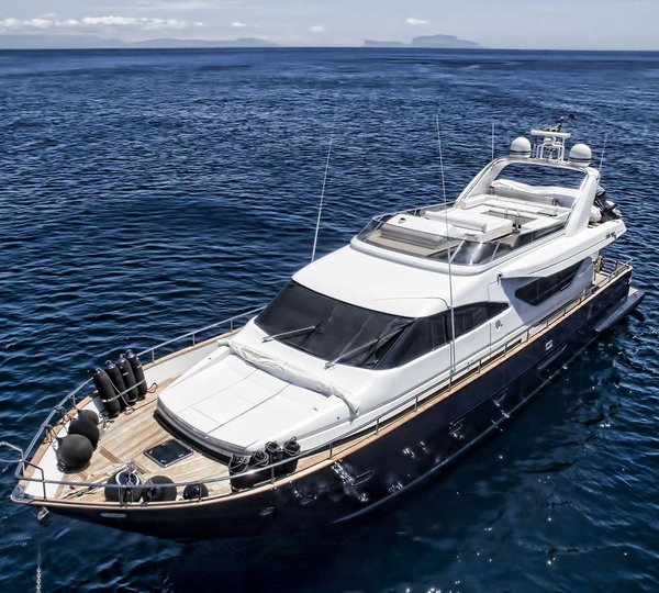 Motor Yacht RESILIENCE