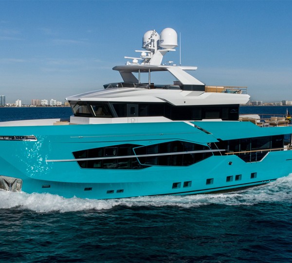 Motor Yacht ZARANIA