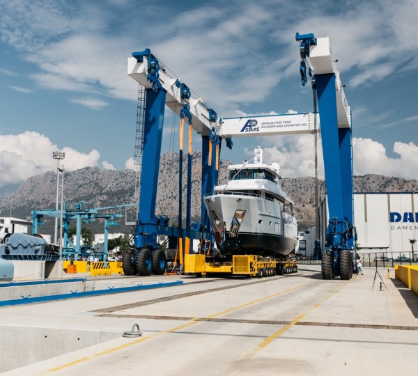 Moving Onto The Water - Lemanja Yacht